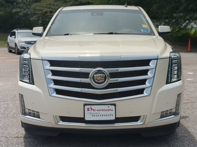 Used 2015 Cadillac Escalade ESV Luxury AWD/4WD image 8
