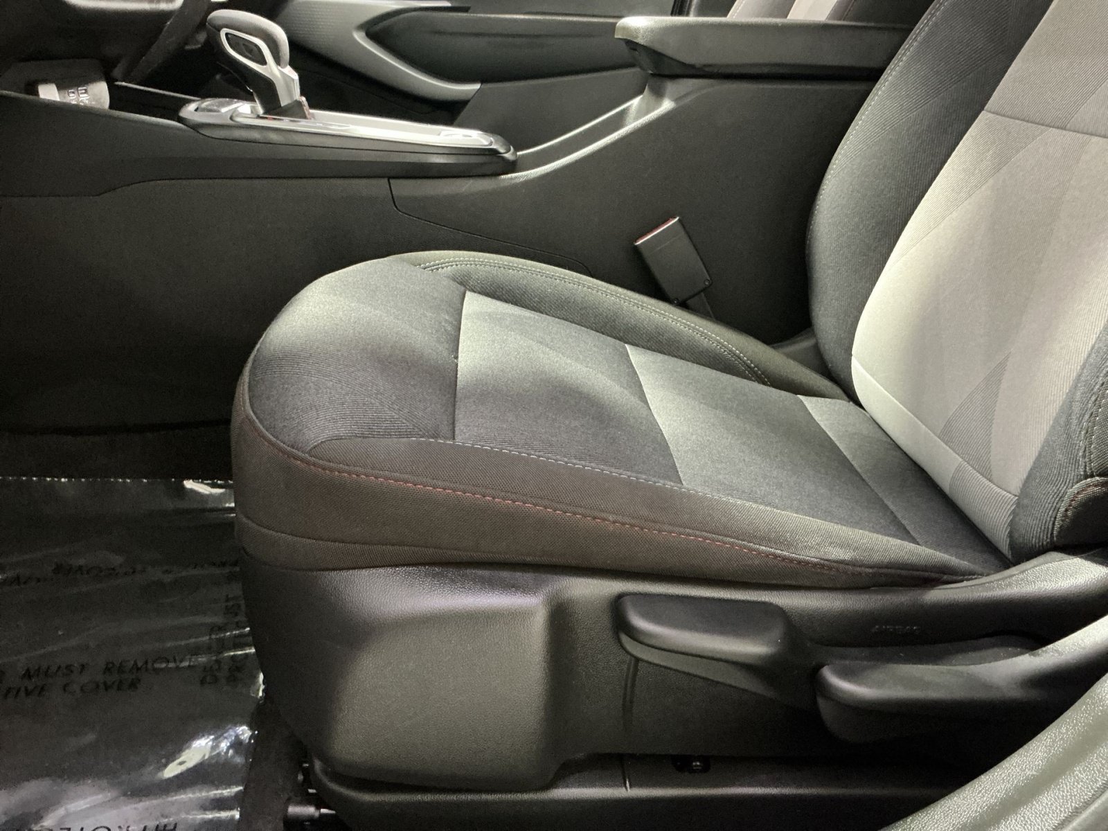 Used 2024 Chevrolet Trax RS FWD image 15