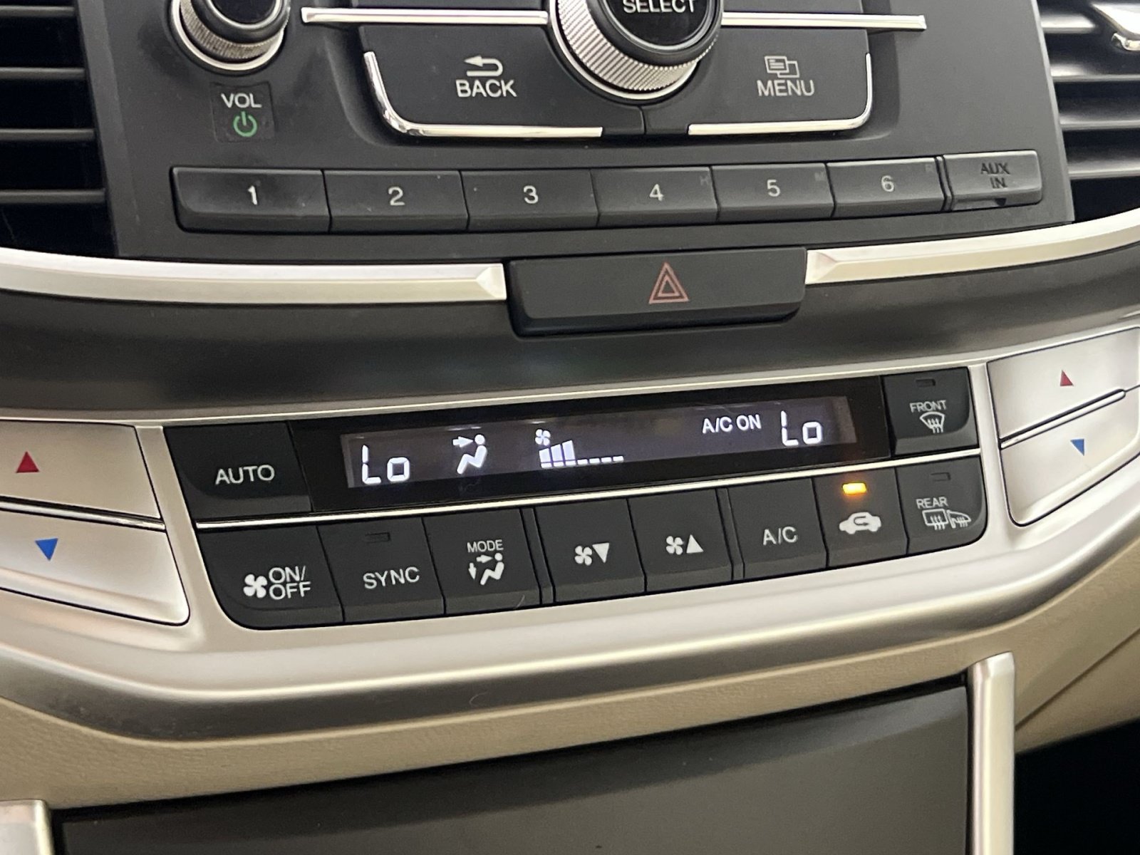 Used 2014 Honda Accord EX image 21