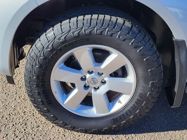 Used 2011 Nissan Pathfinder SV image 10