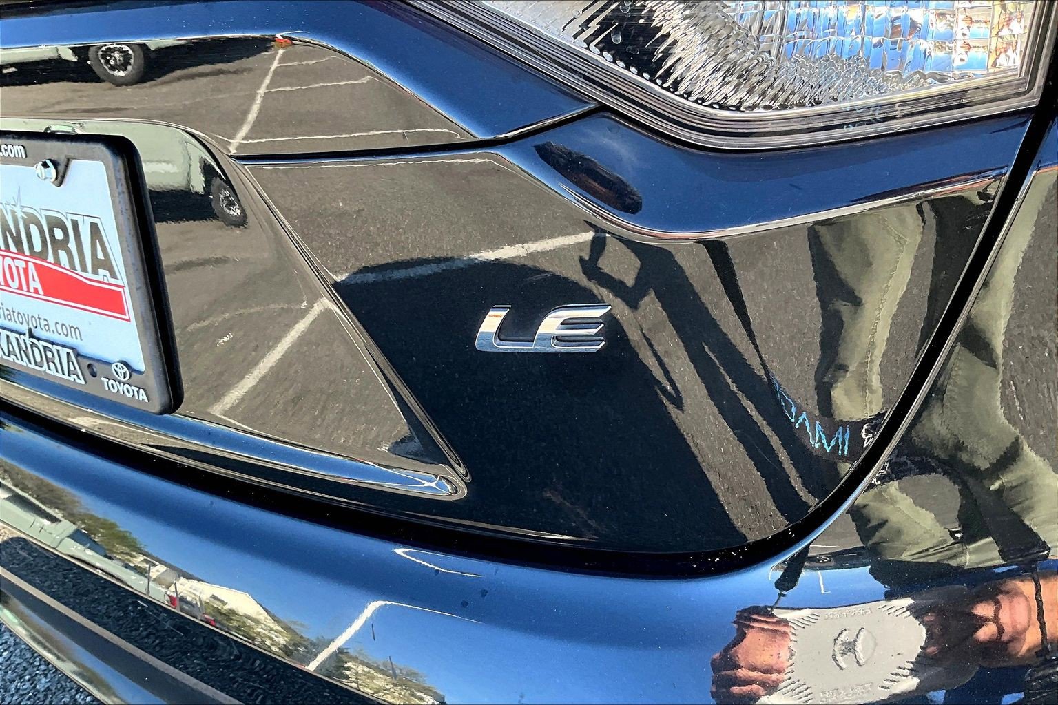 Used 2022 Toyota Corolla LE image 8