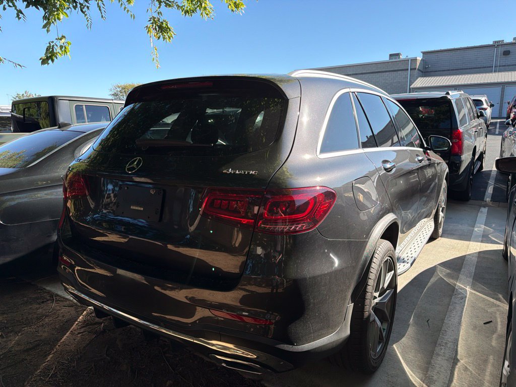 Used 2020 Mercedes-Benz GLC 300 4MATIC image 3