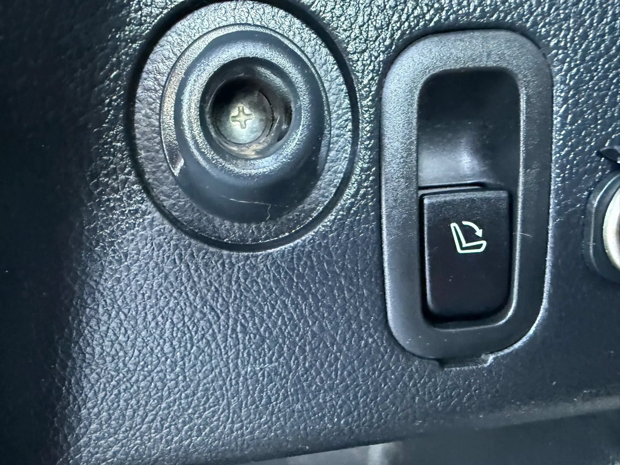 Used 2015 Subaru Forester 2.0XT Touring w/ Eyesight & Navigation System AWD/4WD image 33