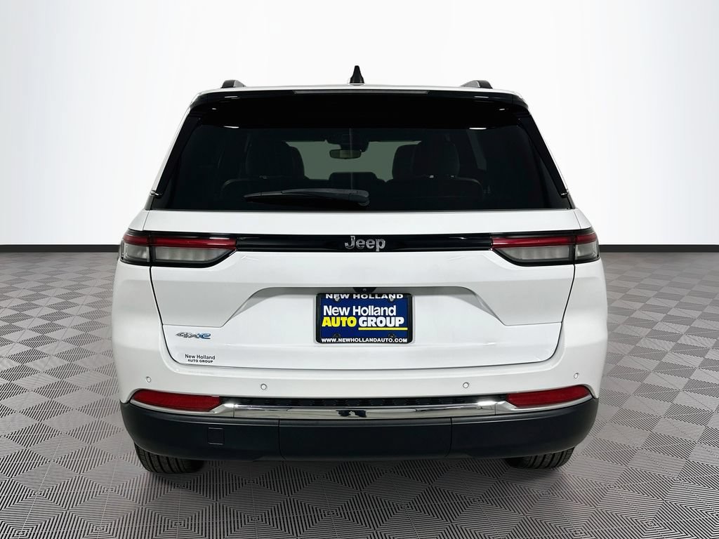 Used 2022 Jeep Grand Cherokee Limited 4xe AWD/4WD image 6