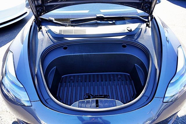 Used 2021 Tesla Model 3 Standard Range Plus image 42