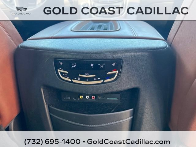 Used 2016 Cadillac Escalade ESV Premium AWD/4WD image 11