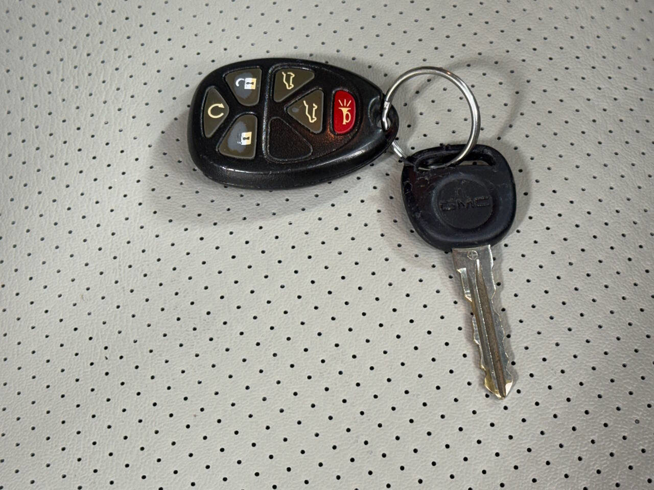 Used 2010 GMC Yukon SLT image 41