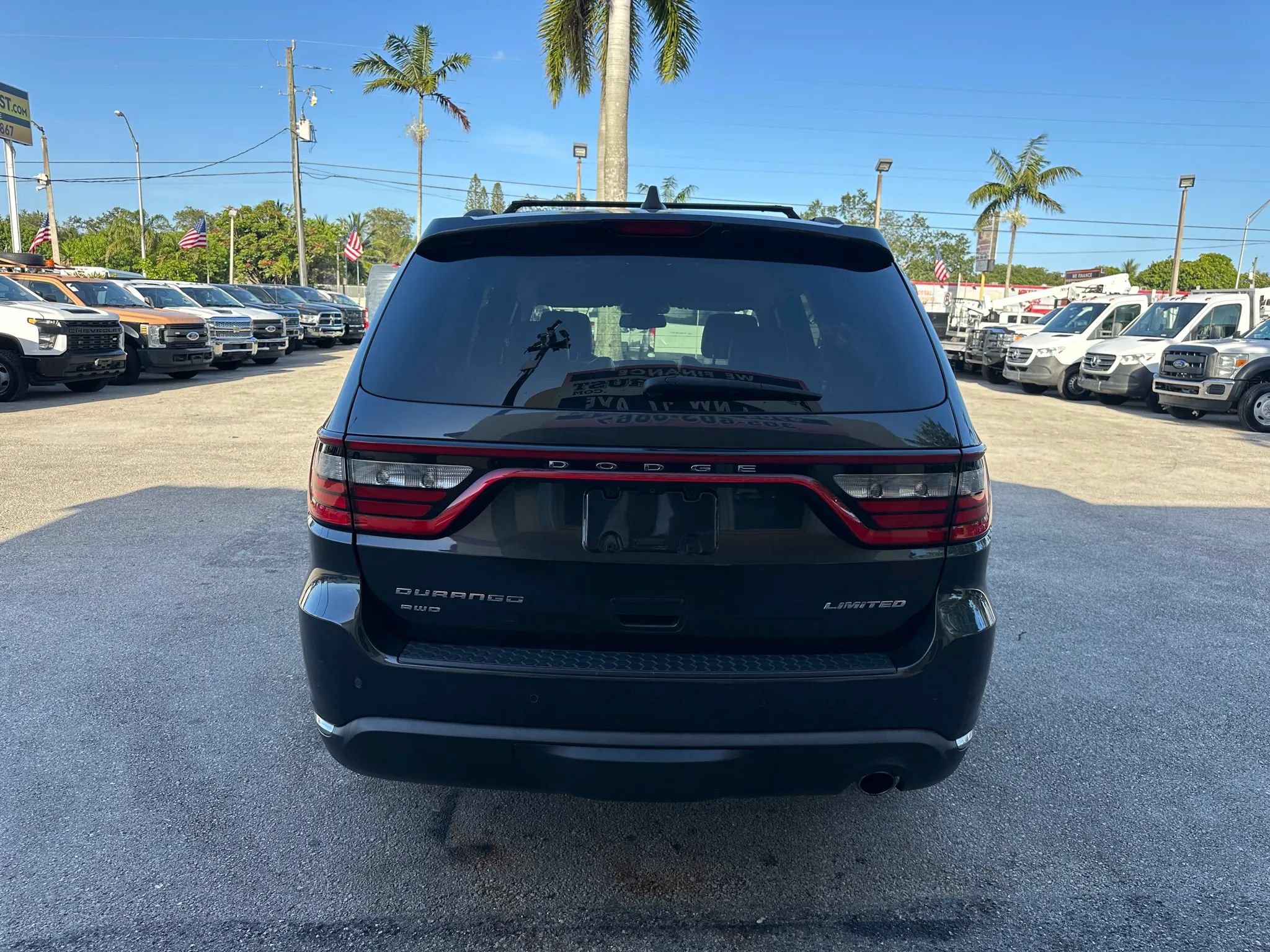 Used 2016 Dodge Durango Limited w/ Nav & Power Liftgate Group AWD/4WD image 4
