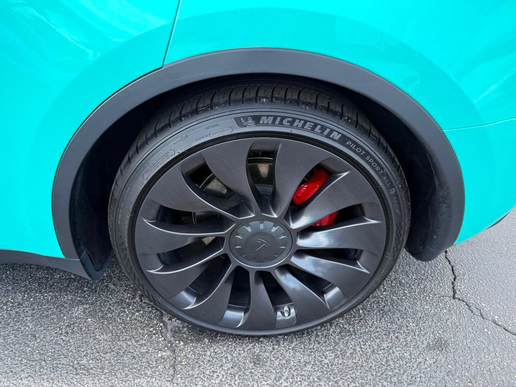 Used 2022 Tesla Model Y Performance AWD/4WD image 37