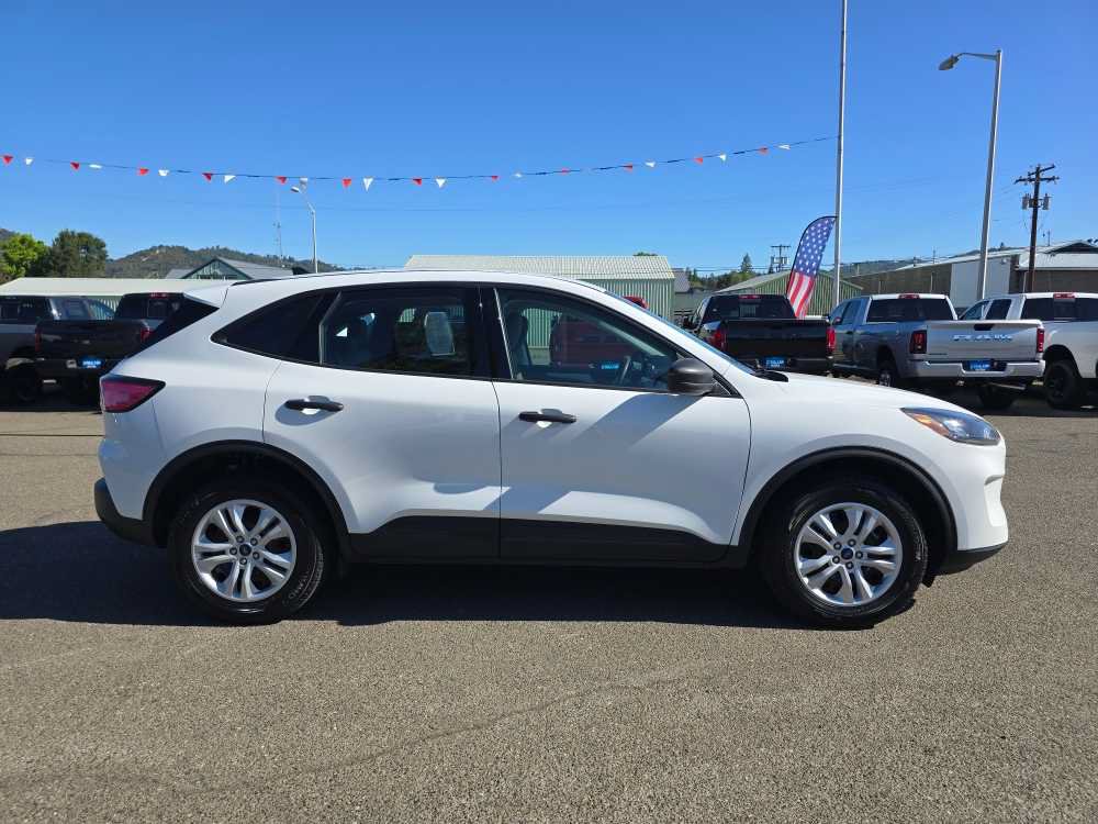 Used 2022 Ford Escape S AWD/4WD image 6