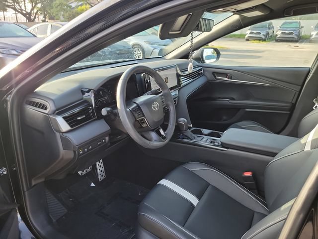 Used 2026 Toyota Camry Hybrid w/ Multimedia Upgrade Package FWD image 10