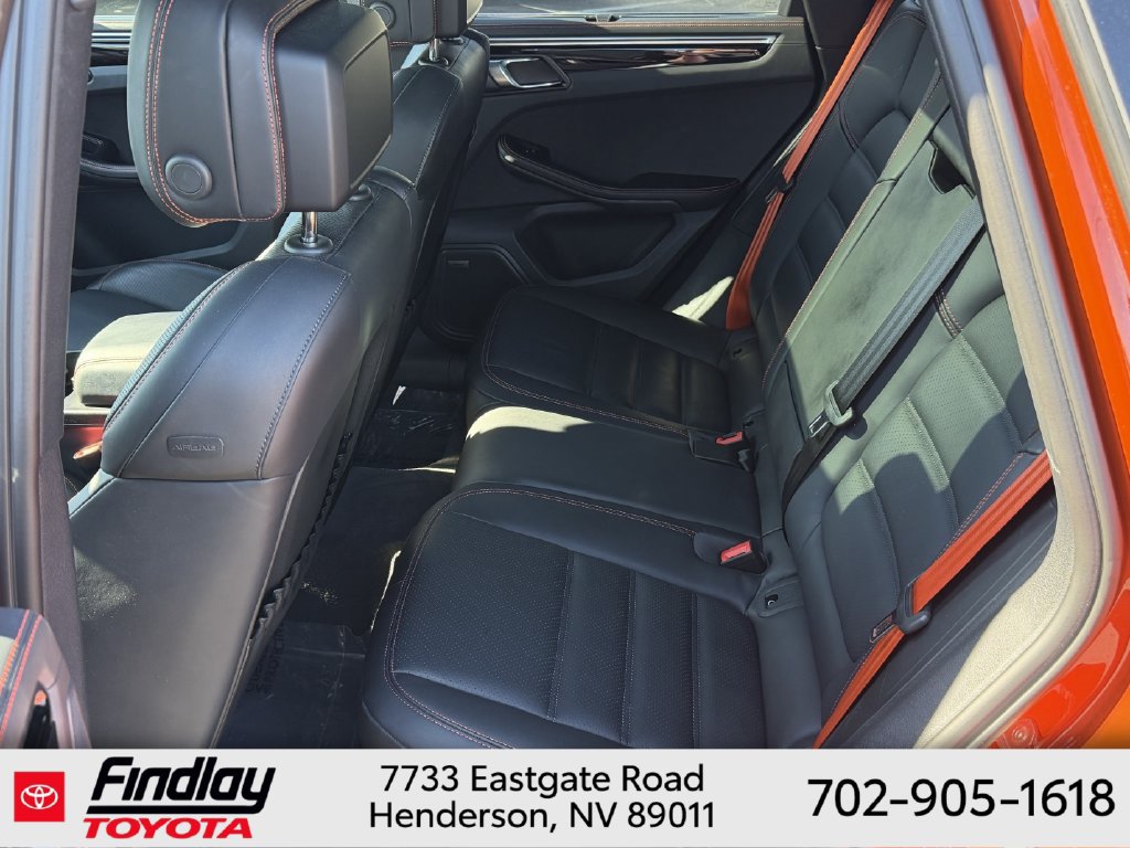 Used 2023 Porsche Macan GTS AWD/4WD image 7