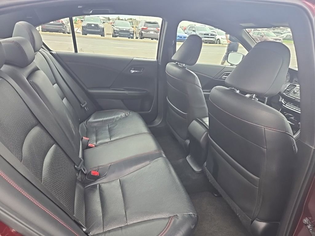Used 2017 Honda Accord Sport Special Edition image 29
