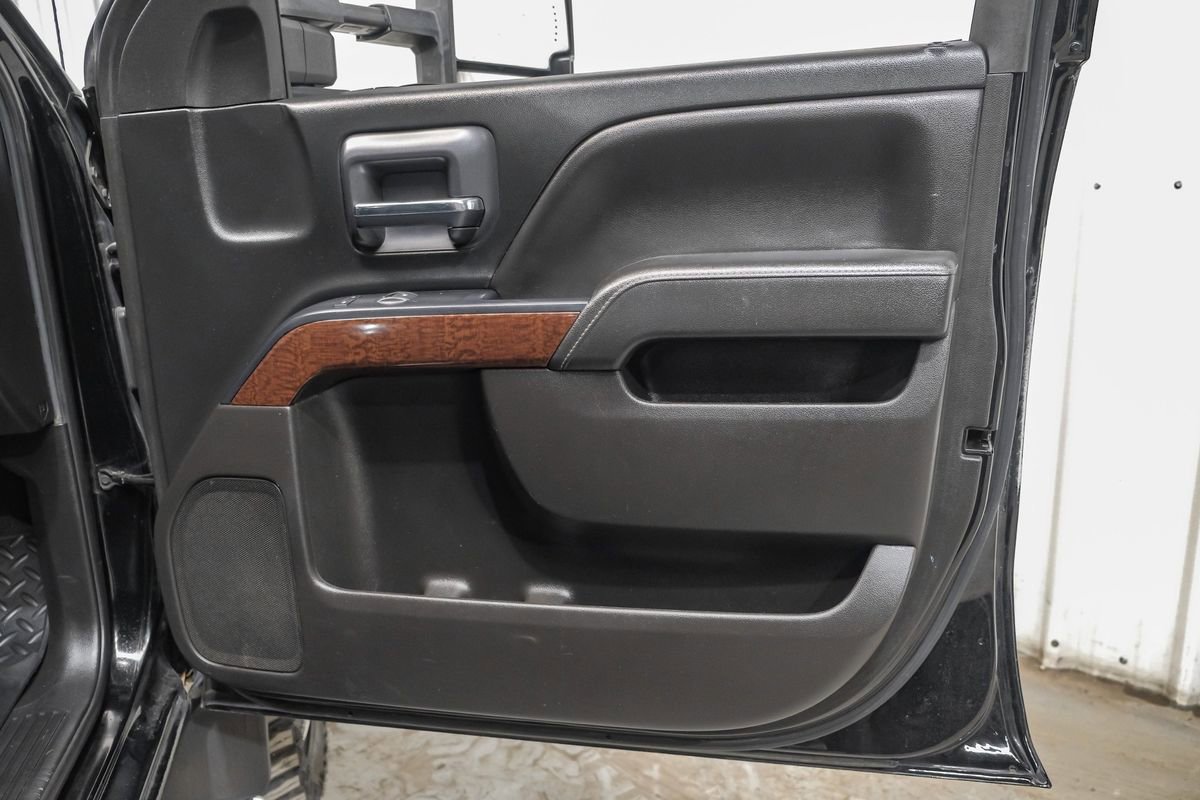 Used 2018 GMC Sierra 3500 SLE w/ SLE Preferred Package AWD/4WD image 40