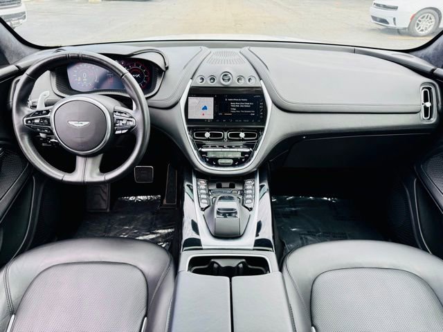 Used 2021 Aston Martin DBX image 34