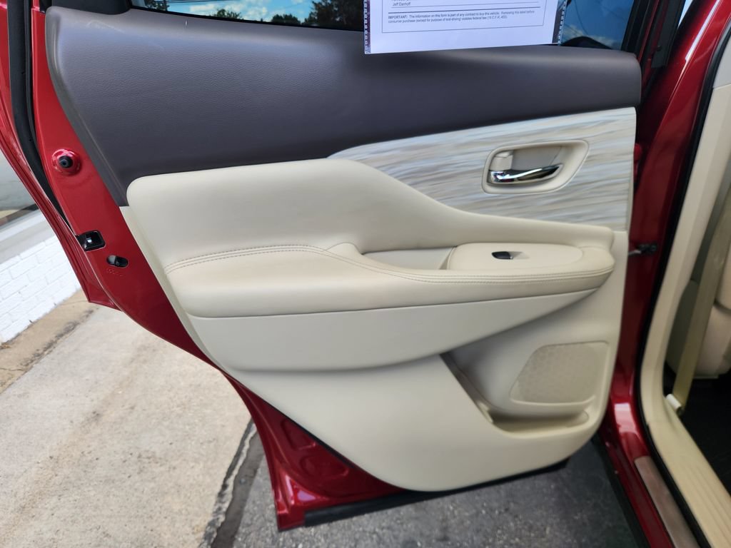 Used 2017 Nissan Murano Platinum w/ Platinum Technology Package FWD image 18