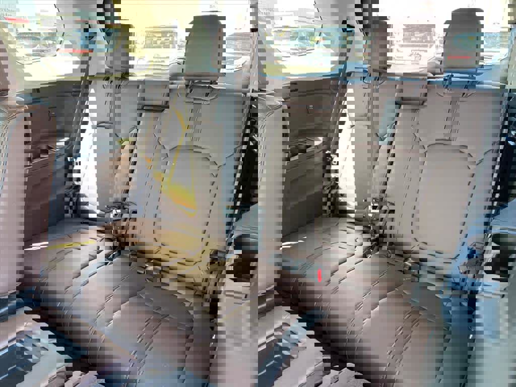 Used 2025 Honda Pilot Elite image 10