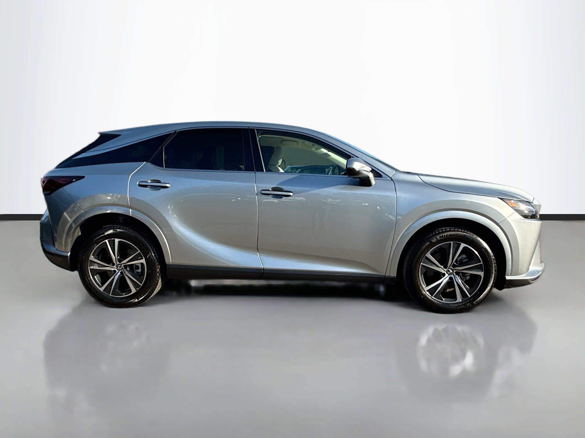 Used 2024 Lexus RX 350 FWD image 6