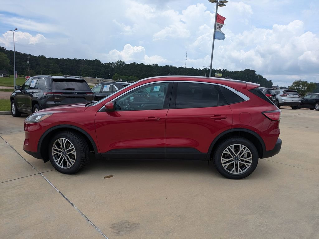 Used 2022 Ford Escape SEL image 5