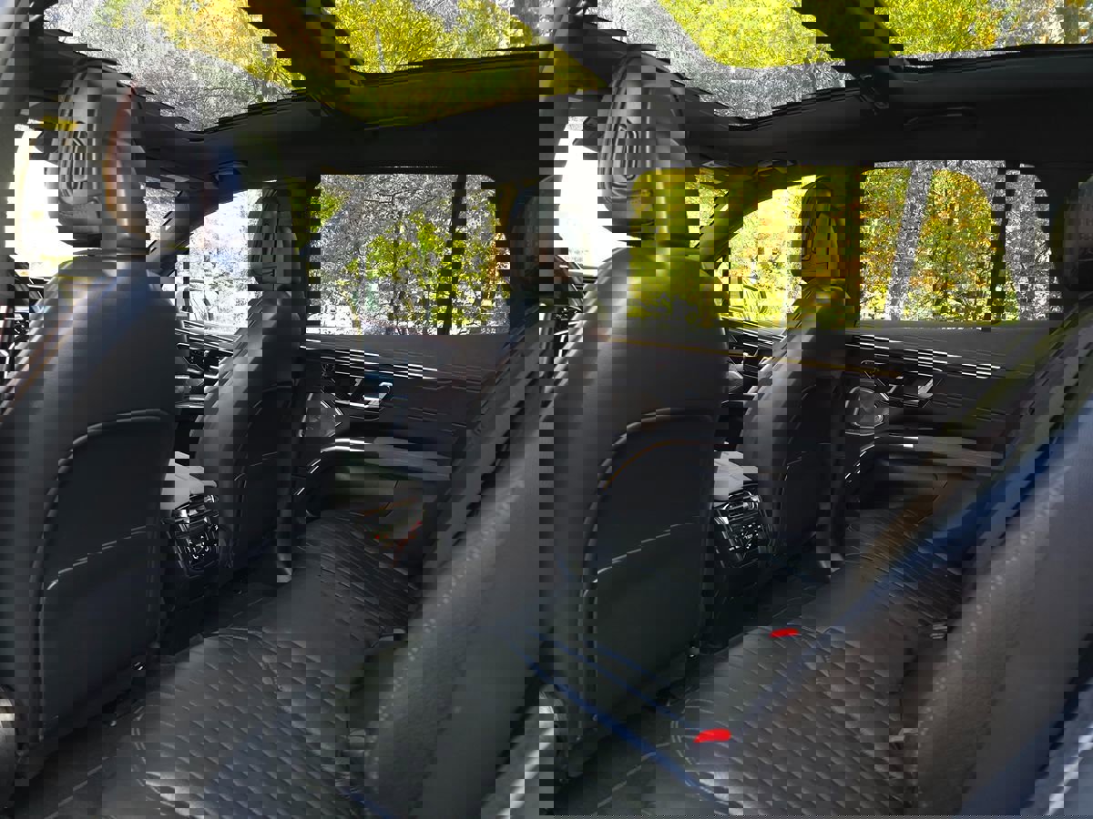 Used 2023 Mercedes-Benz EQS 580 4MATIC SUV image 14