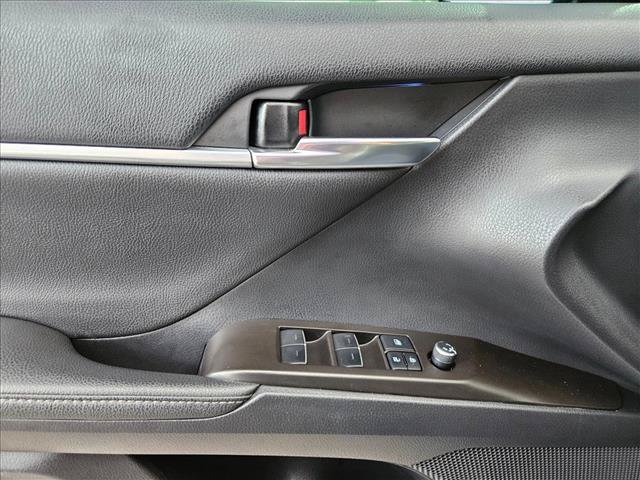 Used 2022 Toyota Camry XLE w/ Cold Weather Package FWD image 27