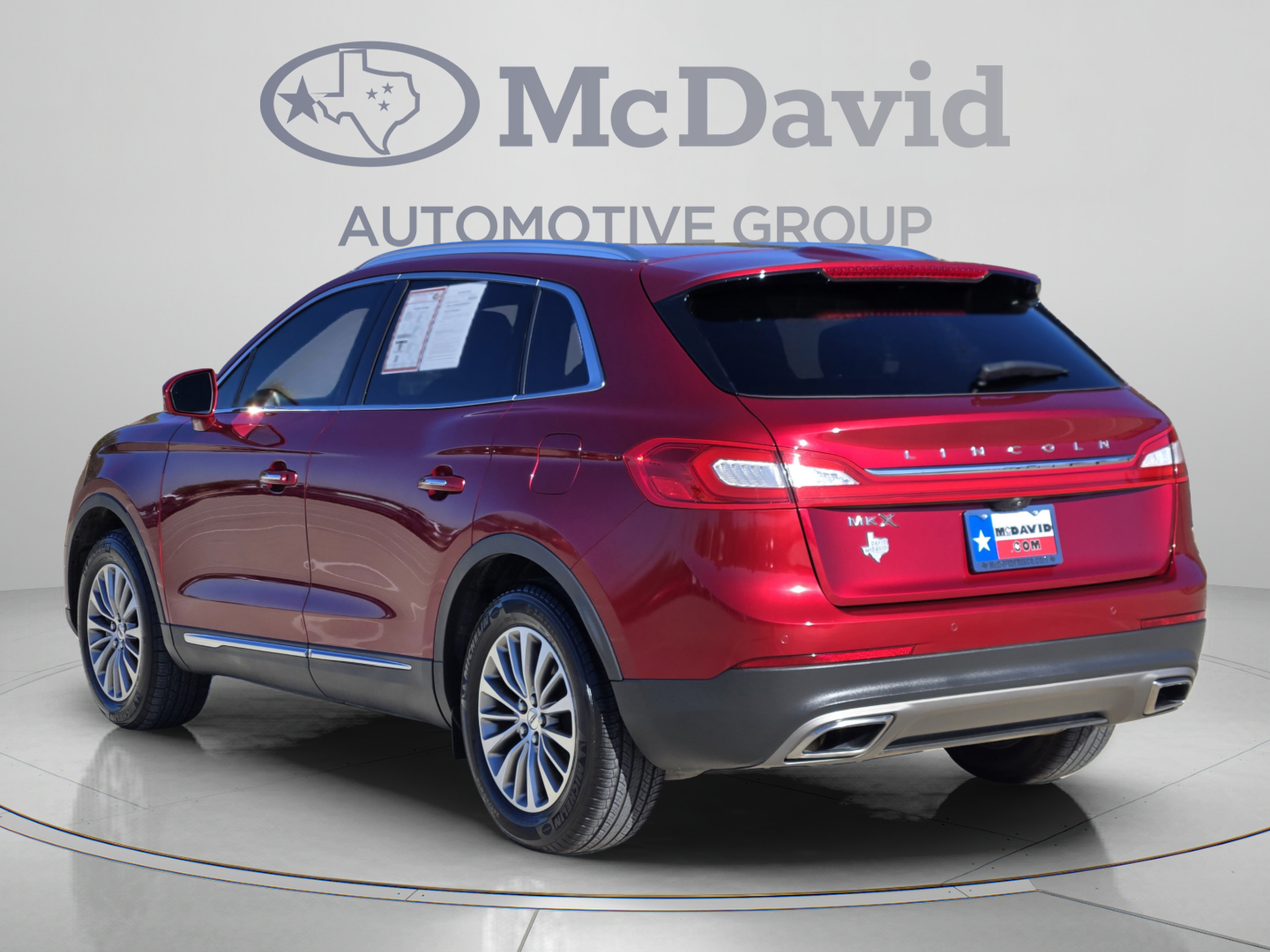 Used 2018 Lincoln MKX Select w/ Select Plus Package FWD image 4