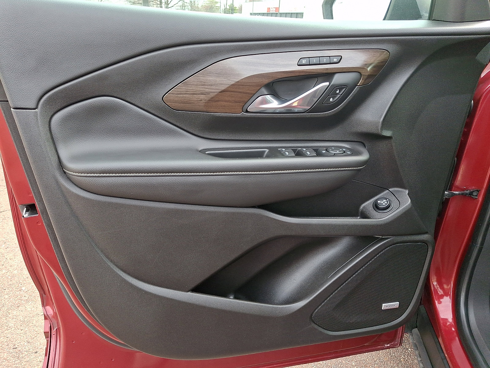 Used 2018 GMC Terrain Denali w/ Advanced Safety Package image 12