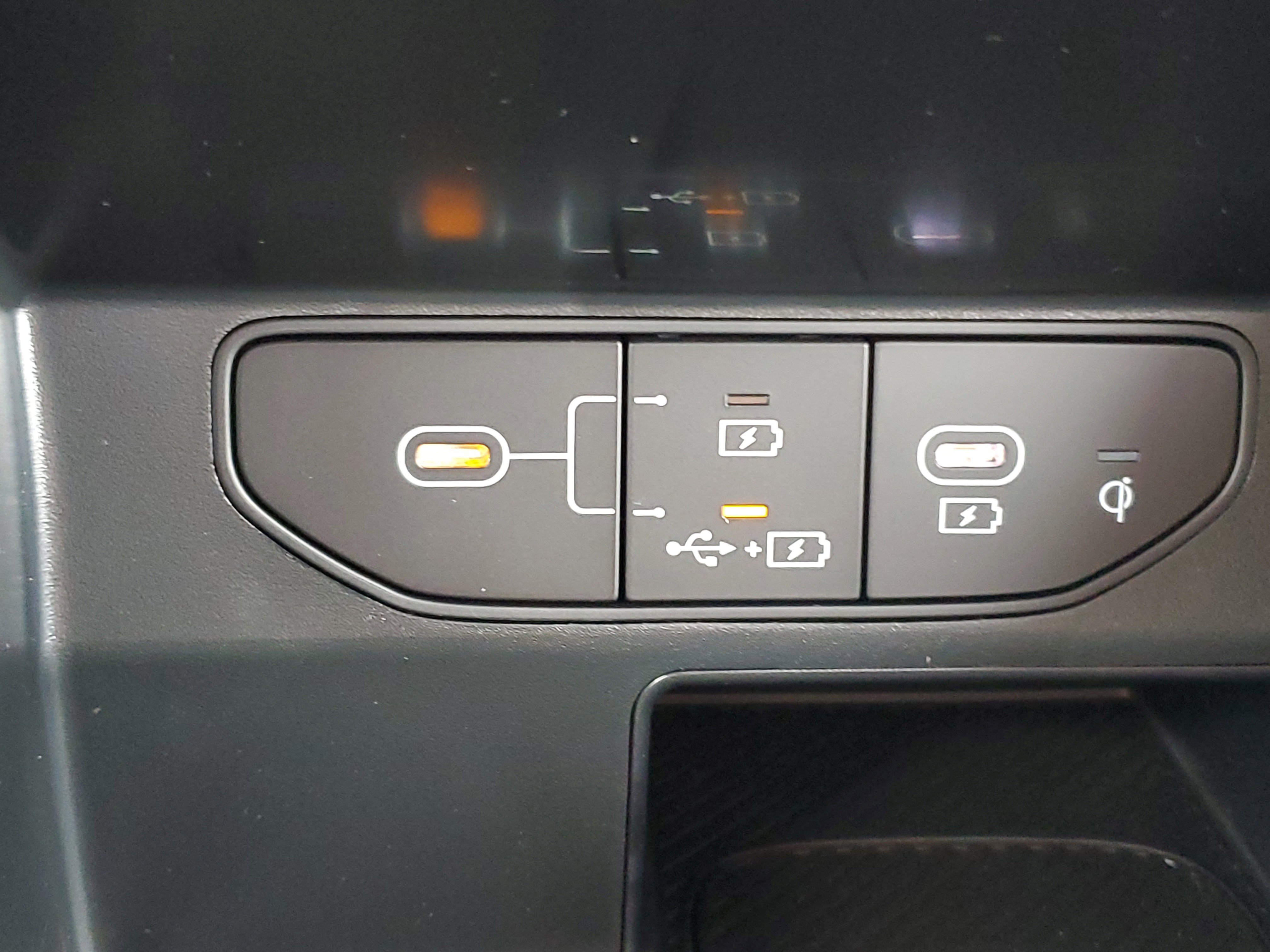 New 2025 Kia Sorento SX image 31