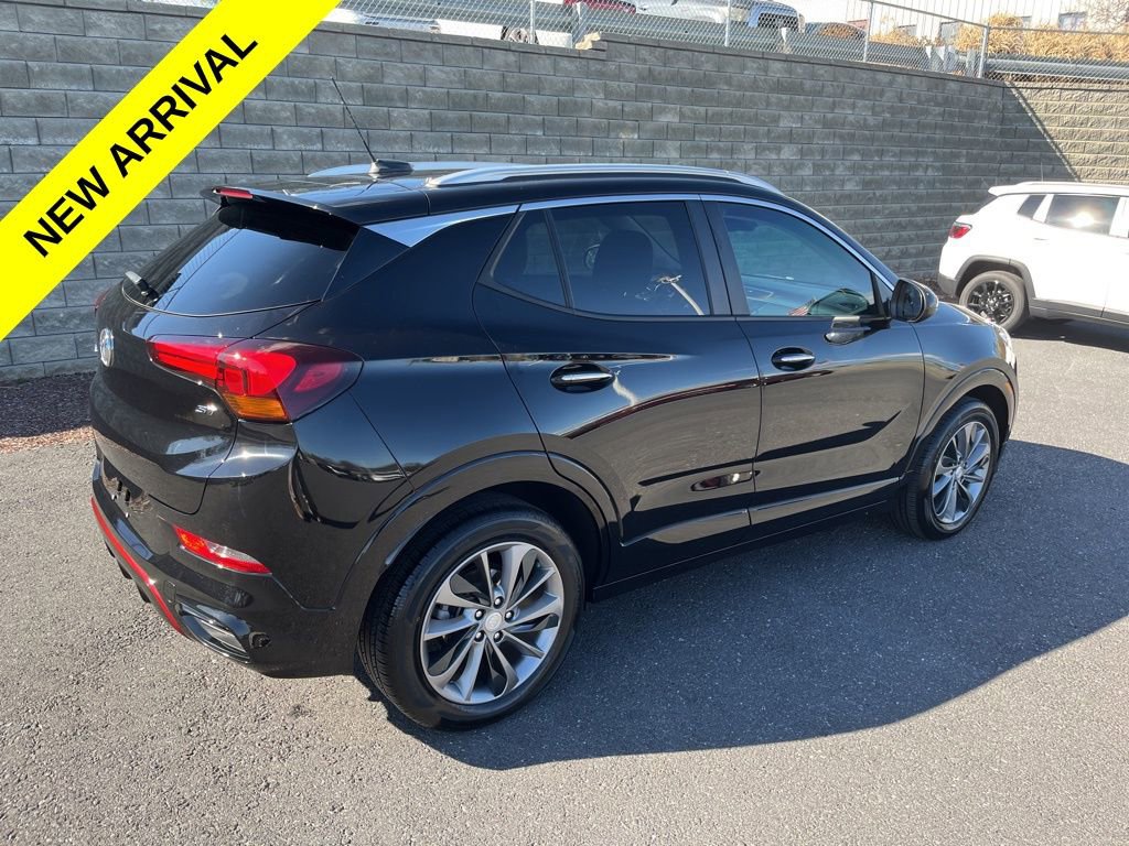 Used 2023 Buick Encore GX Select w/ Experience Buick Package FWD image 9