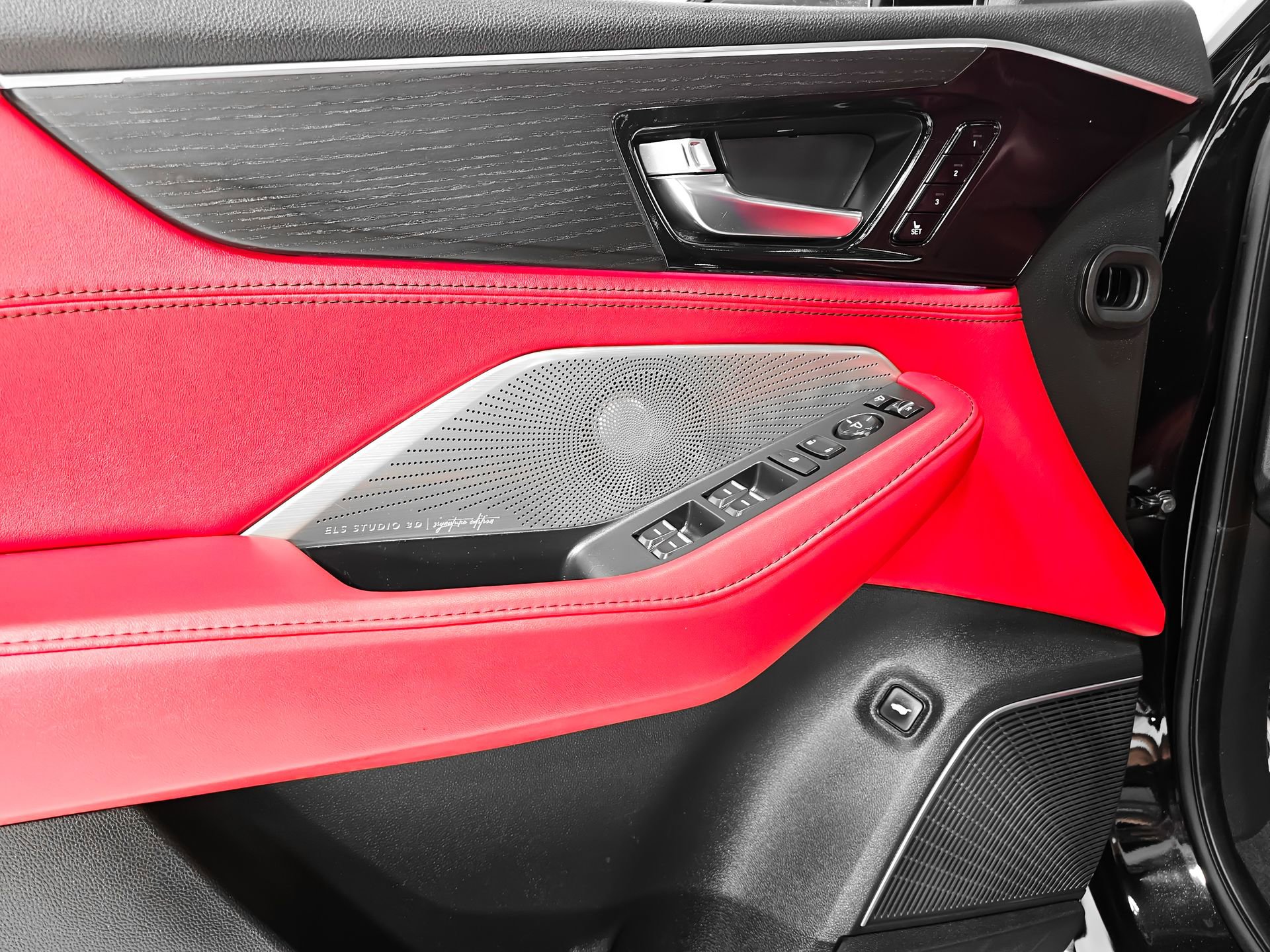 Used 2023 Acura MDX Type S image 17