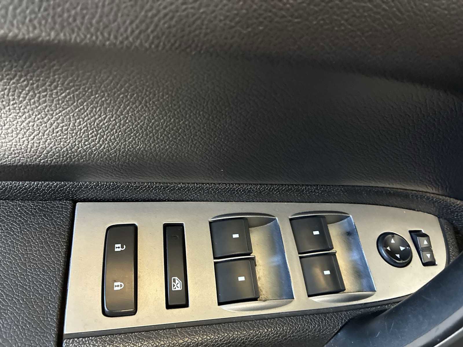 Used 2014 Chevrolet Silverado 2500 LT w/ Interior Plus Package image 15