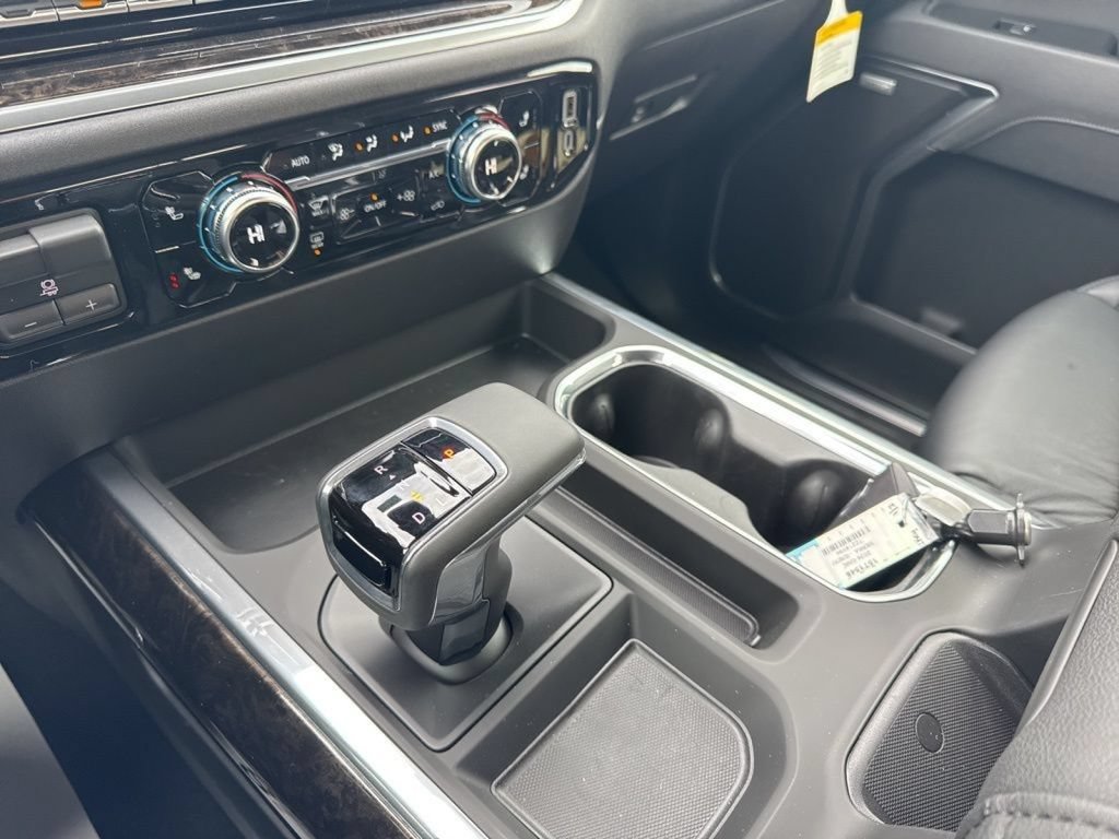 New 2026 GMC Sierra 1500 Elevation w/ Elevation Premium Package AWD/4WD image 32