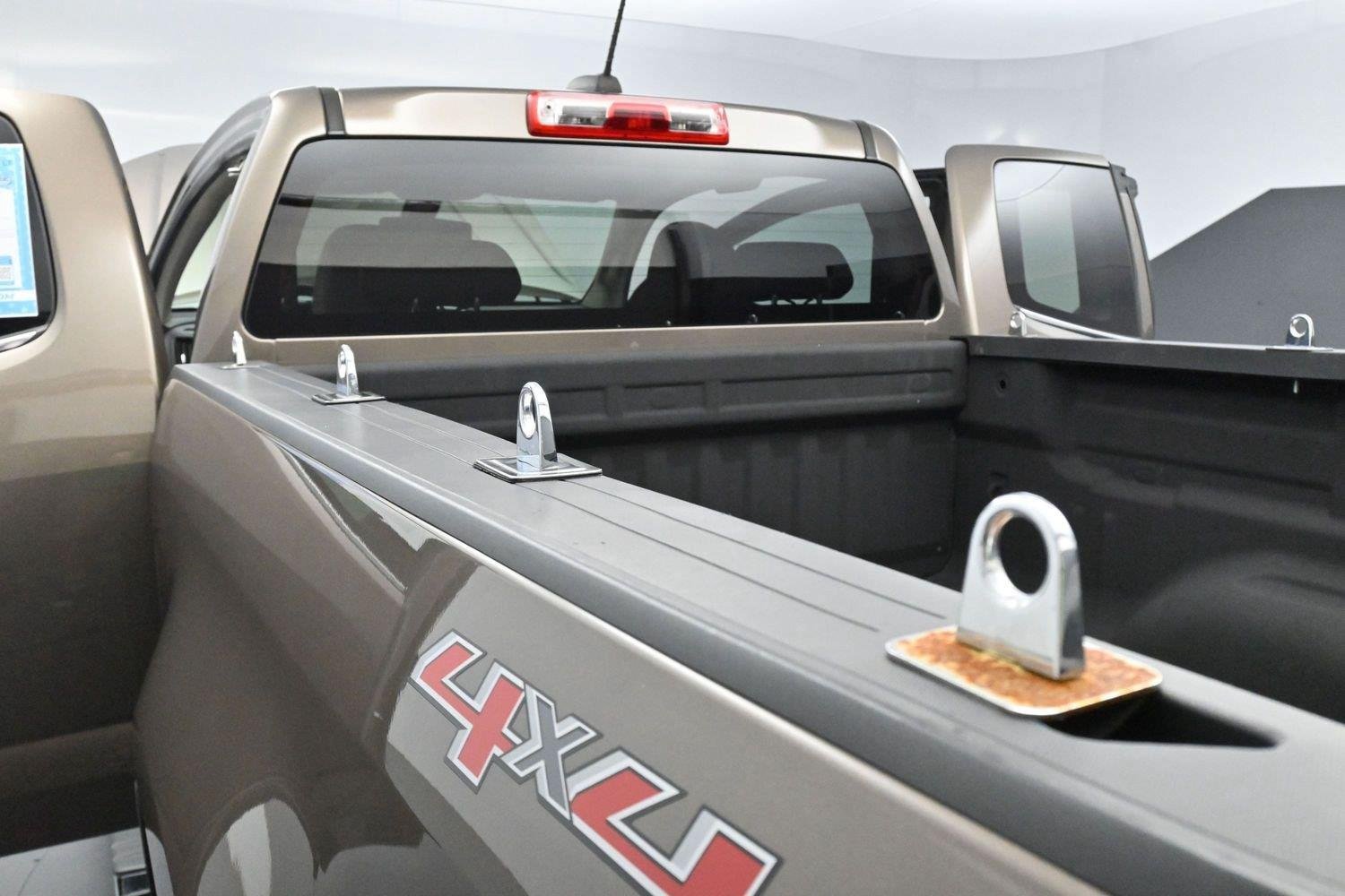 Used 2015 Chevrolet Colorado LT w/ LT Convenience Package AWD/4WD image 11