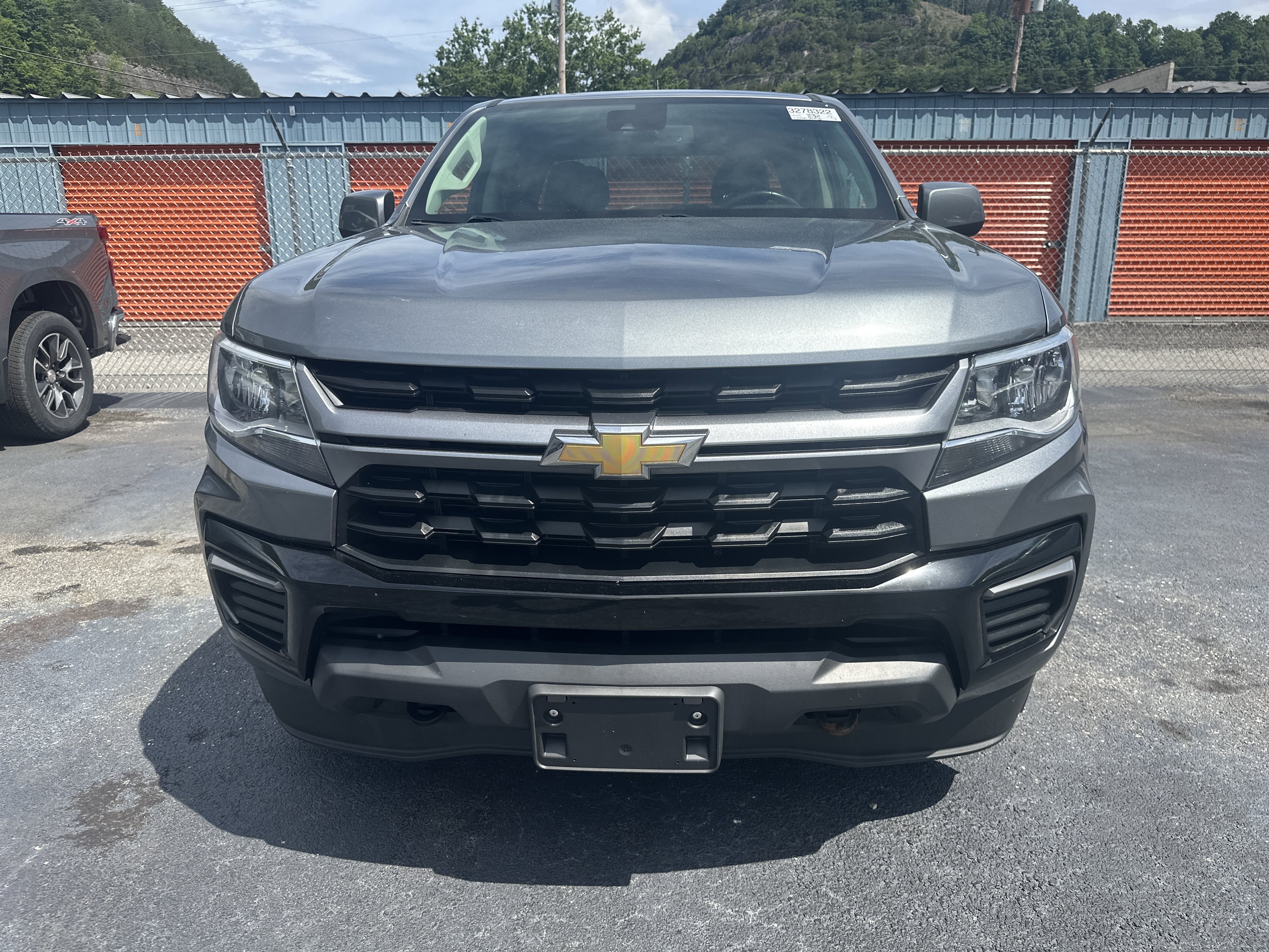 Used 2022 Chevrolet Colorado LT w/ Safety Package AWD/4WD image 2