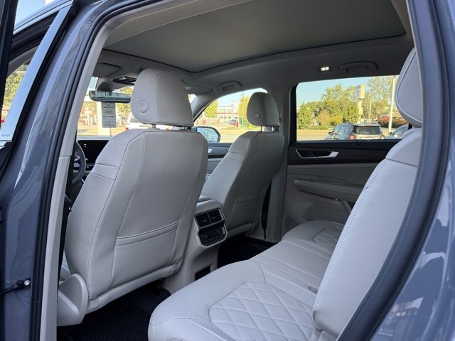 New 2026 Volkswagen Atlas SEL Premium R-Line image 15