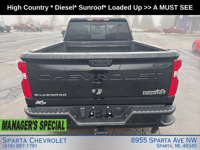 Used 2024 Chevrolet Silverado 2500 High Country AWD/4WD image 4