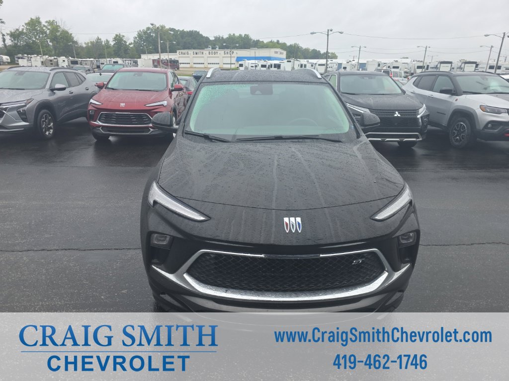 Used 2024 Buick Encore GX Sport Touring FWD image 9