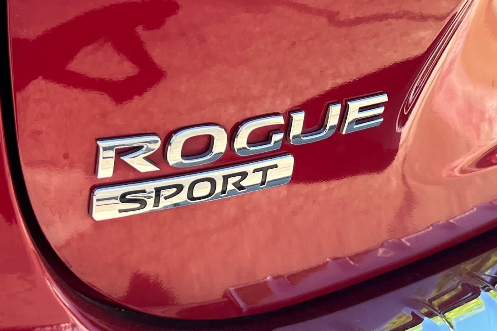 Used 2018 Nissan Rogue Sport S FWD image 17