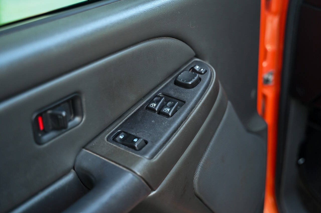 Used 2006 Chevrolet Silverado 1500 LT w/ Light Duty Power Package RWD image 89