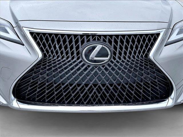 Used 2021 Lexus LS 500 w/ Accessory Package (Z2) RWD image 30