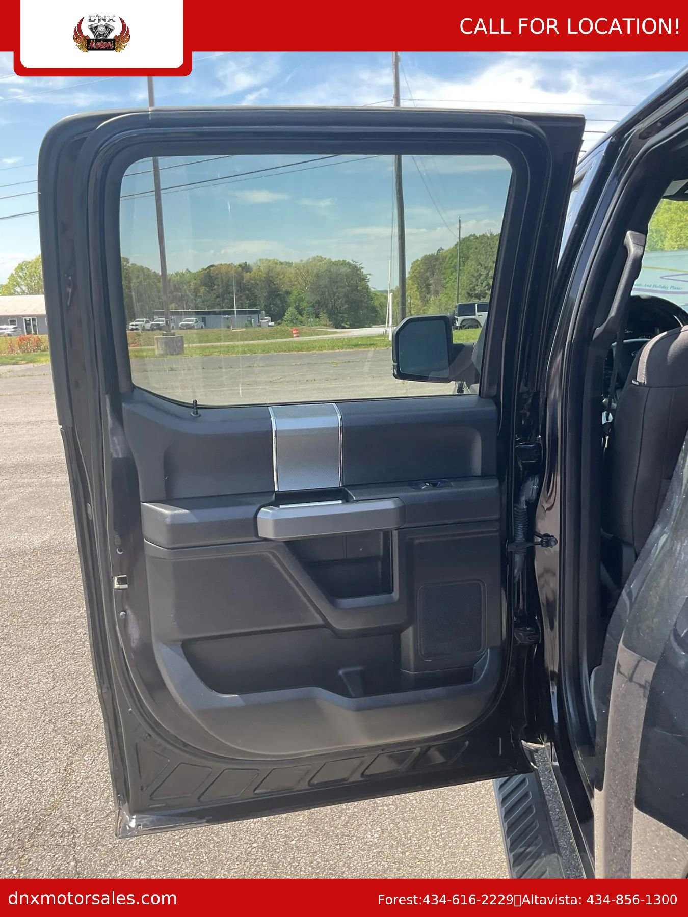 Used 2017 Ford F150 XLT w/ Equipment Group 302A Luxury AWD/4WD image 33