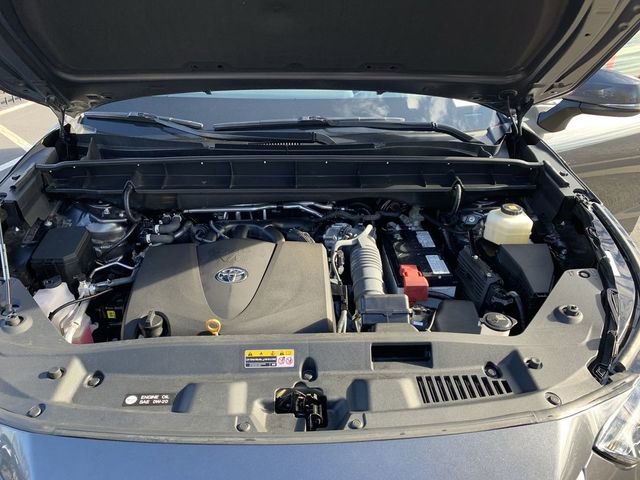 Used 2022 Toyota Highlander XLE image 16