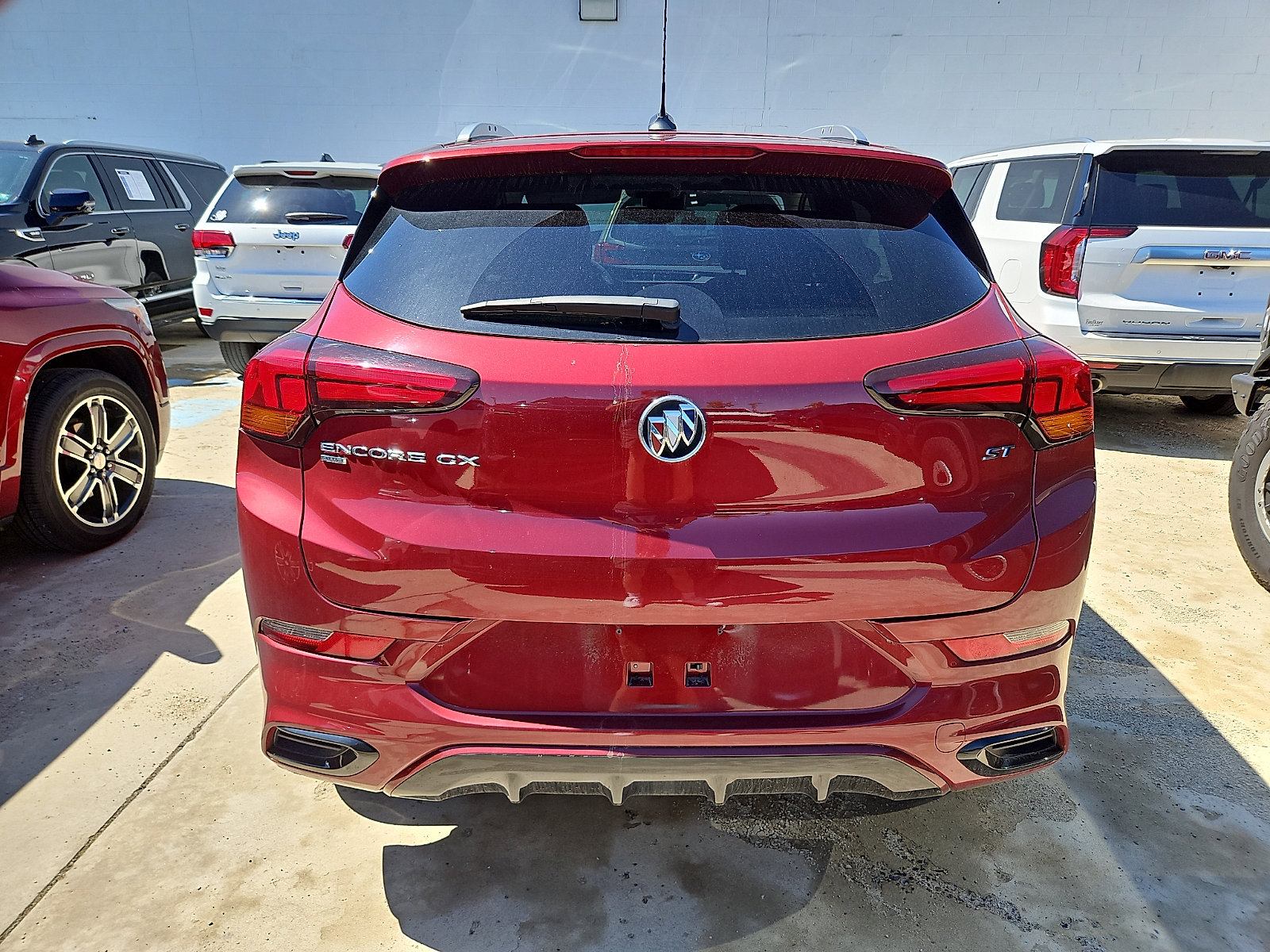 Certified 2023 Buick Encore GX Select w/ Sport Touring Package AWD/4WD image 7