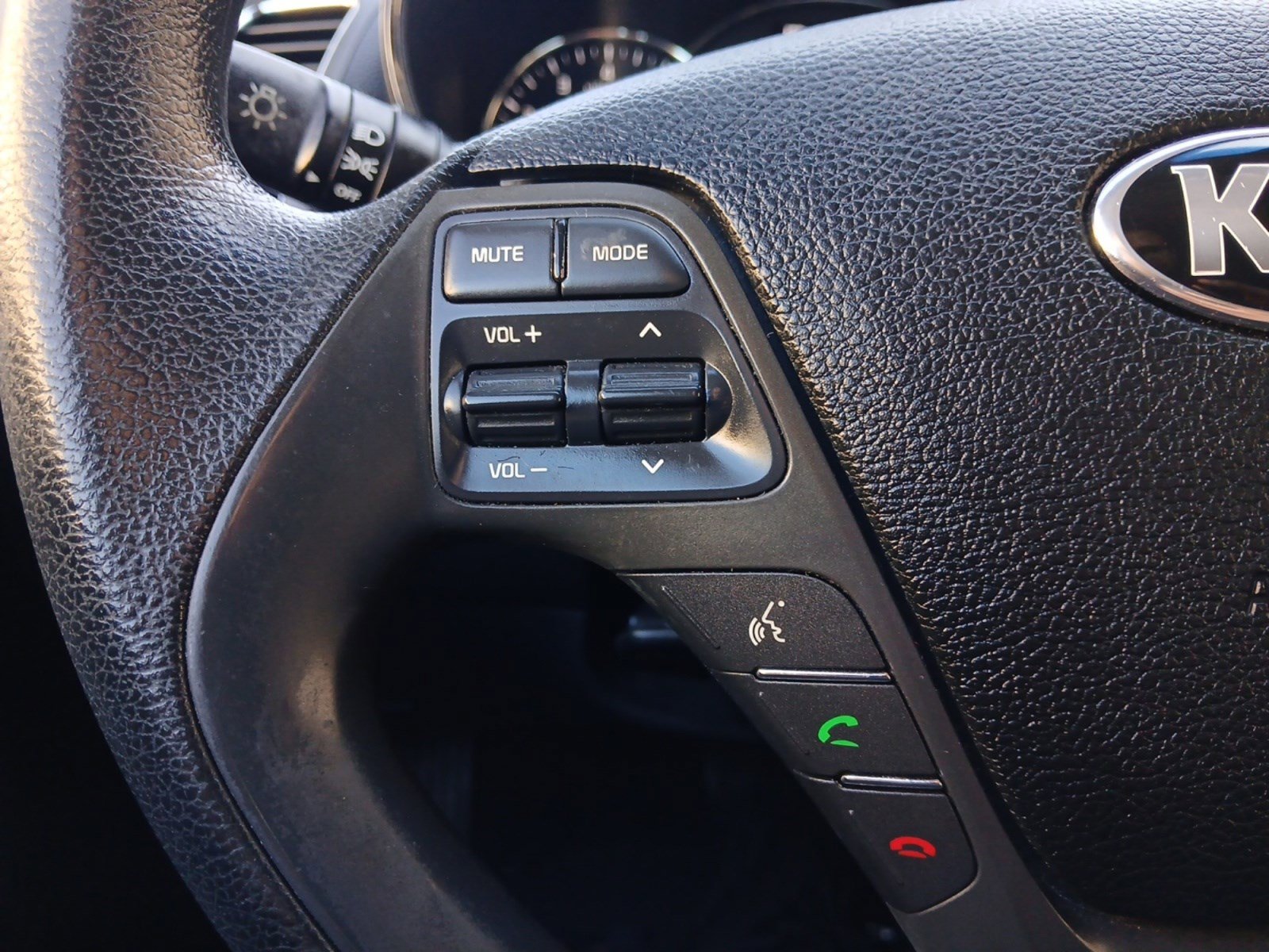 Used 2018 Kia Forte LX image 16