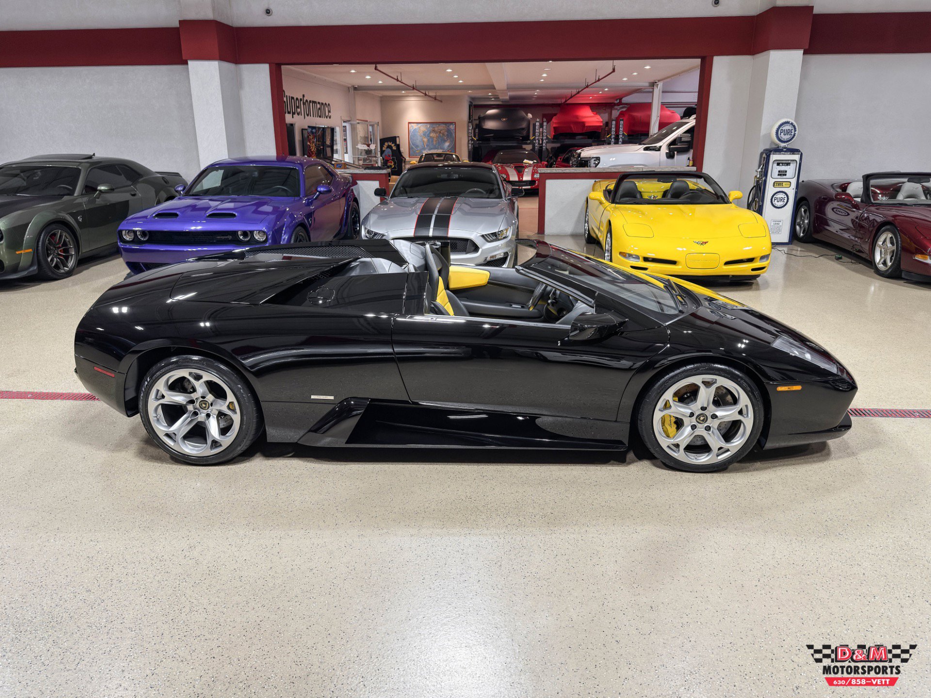 Used 2005 Lamborghini Murcielago Roadster image 6