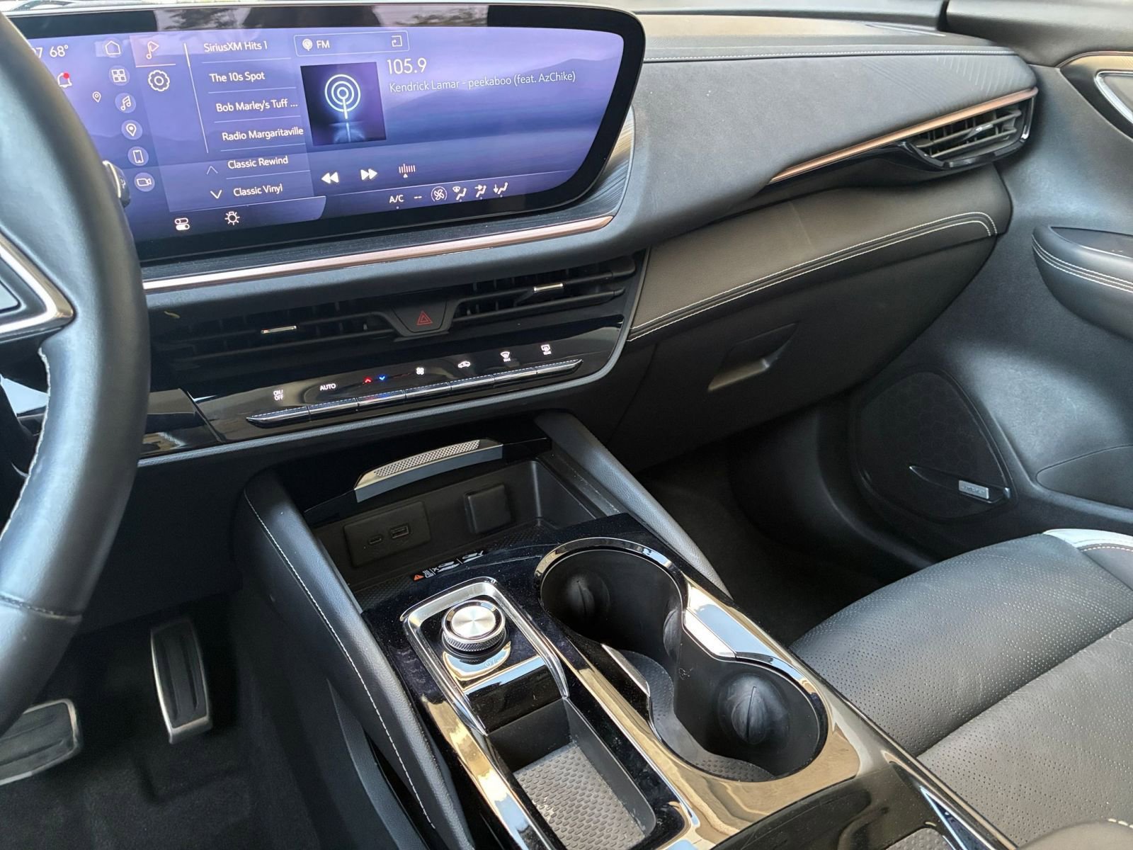 Used 2024 Buick Envision Sport Touring image 42