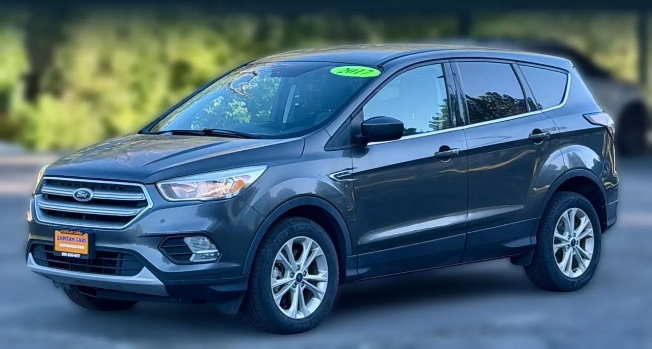 Used 2017 Ford Escape SE AWD/4WD image 5