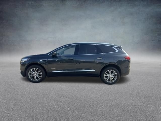 Used 2018 Buick Enclave Avenir w/ Avenir Technology Package AWD/4WD image 2