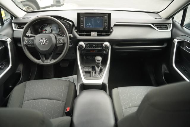 Used 2022 Toyota RAV4 XLE FWD image 20