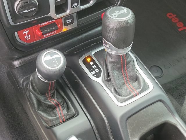 Used 2018 Jeep Wrangler Unlimited Rubicon AWD/4WD image 16